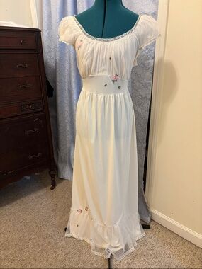 Vintage Cream Empire Waist Nightgown with Pink Rose Appliqué